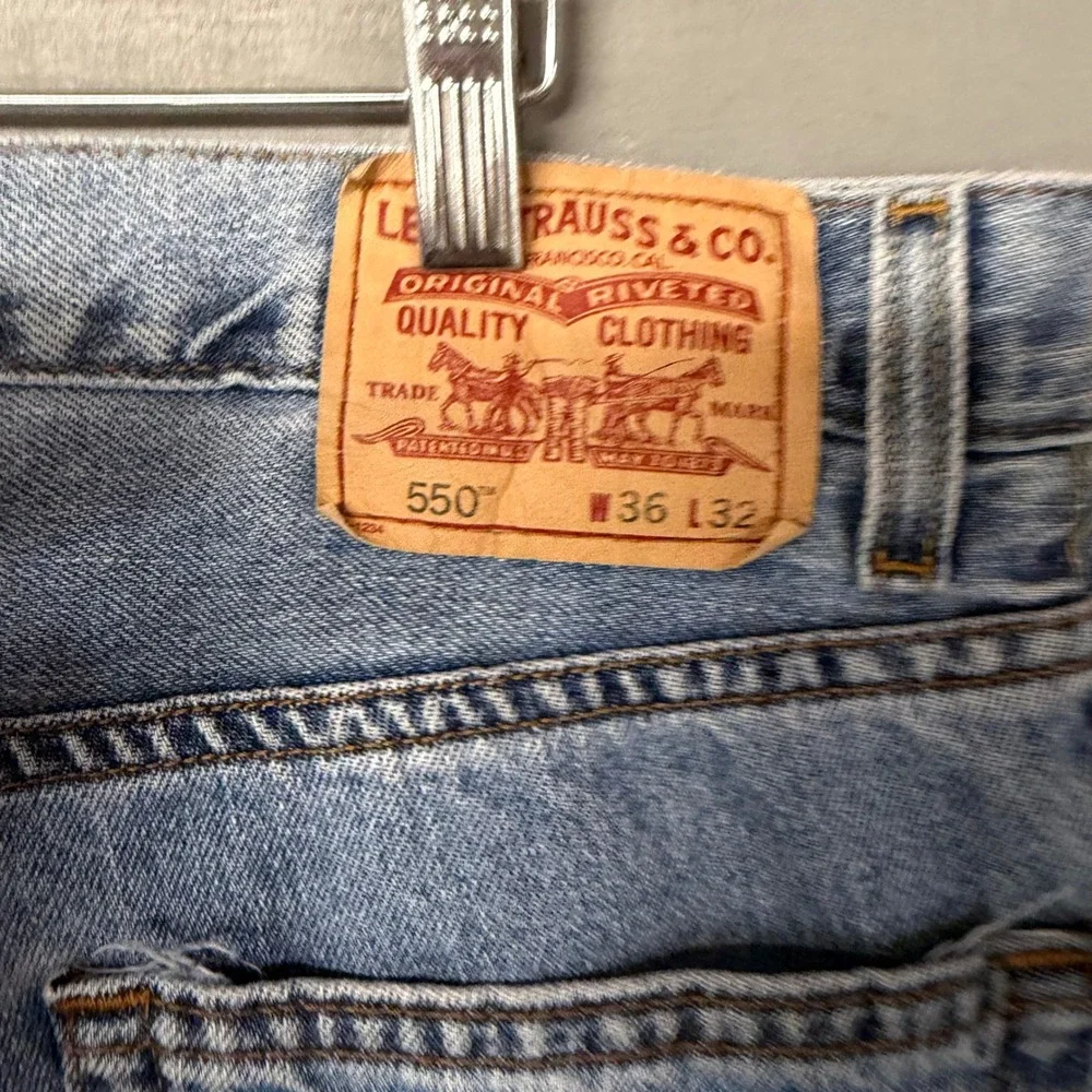 Levis levi 550